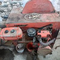 Circolare a motore a scoppio