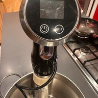 Sous a vide cooker / cucina a bassa temperatura