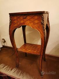 Tavolino intarsiato stile 700 Manifattura Bertoni