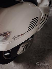 Piaggio Vespa 300 GTS - 2018