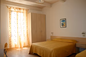 Settembre 2 camere matr. con posto auto