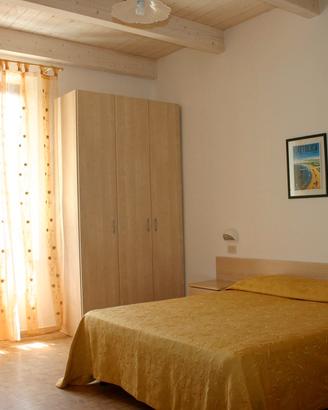 Settembre 2 camere matr. con posto auto