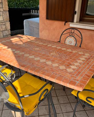 Tavolo da giardino in marmo