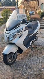 Scooter Suzuki