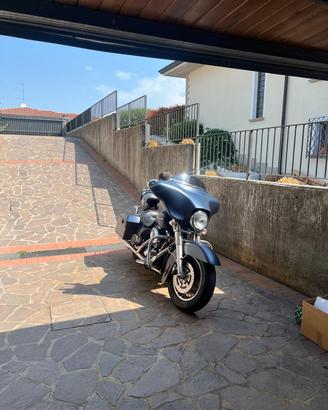 Harley Davidson street glide