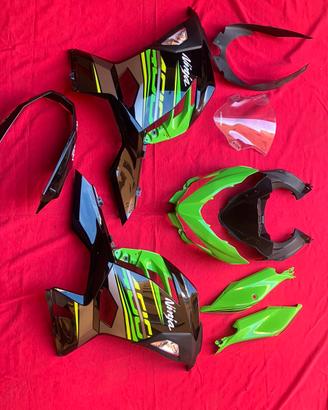 Kawasaki ninja 400 carenatura completa ori