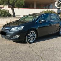 Opel Astra GTC 1.7 CDTI 130CV S&S 3 porte Cosmo