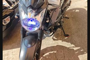 Yamaha XJ6 naked 