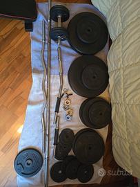Set pesi da 110kg con manubri e bilancieri + panca