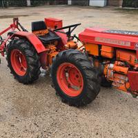 Trattore Valpadana 330 DT con vibrocult 1,40cm