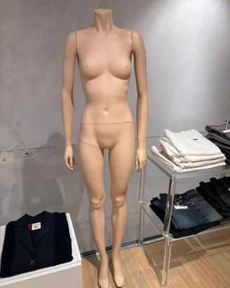 Manichini Donna Professionali - Alta Qualità