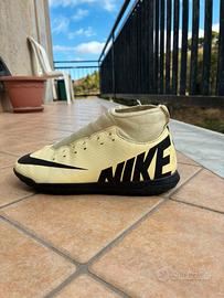 Scarpe da calcetto