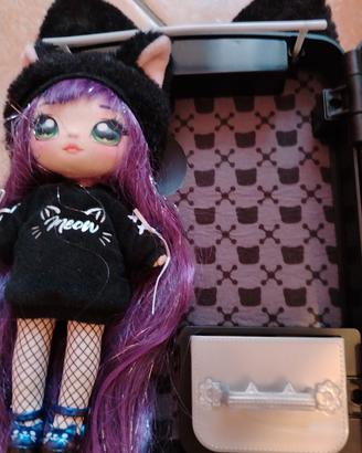 Bambola Na Na Surprise -  Tuesday  Meow