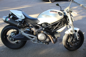 Ducati Monster 696