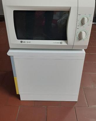 Microonde LG, bianco.