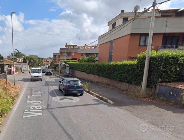 Trigoria bilocale con terrazzo e posto auto