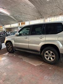 TOYOTA Land Cruiser - 2002