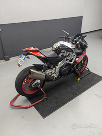 Aprilia Tuono V4 Factory 2018