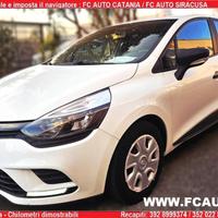 Renault Clio - 2017 Autocarro 1.5 Dci 8v 90cv Star