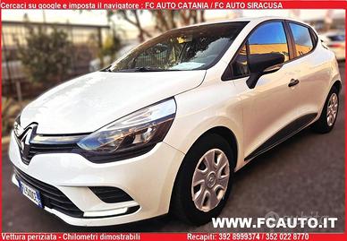 Renault Clio - 2017 Autocarro 1.5 Dci 8v 90cv Star