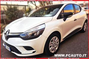 Renault Clio - 2017 Autocarro 1.5 Dci 8v 90cv Star