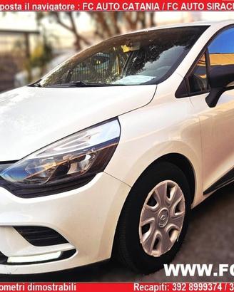 Renault Clio - 2017 Autocarro 1.5 Dci 8v 90cv Star