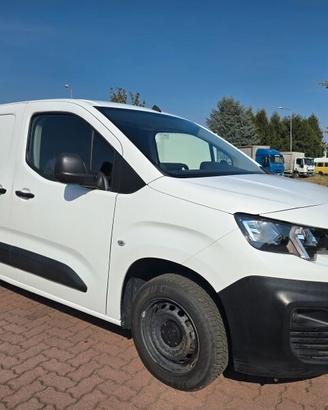 Peugeot Partner 2022 Euro 6D 72.000 Km