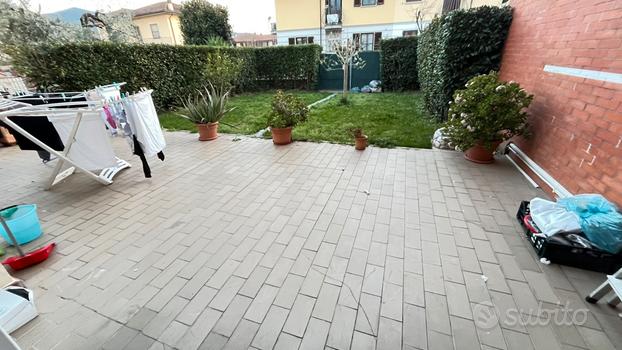 Appartamento bilocale con giardino