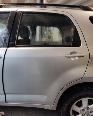 Porta post sx DAIHATSU TERIOS 2001