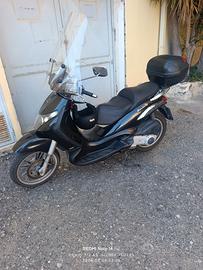 Piaggio Beverly 250