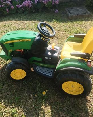trattore Peg Perego John Deere