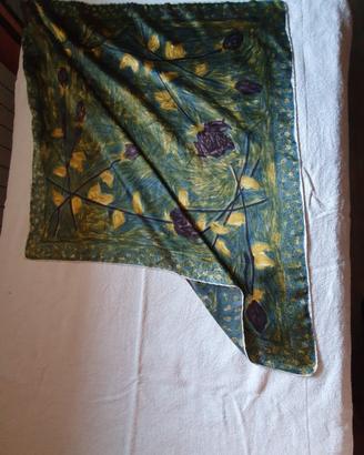 Foulard e Pashmina classici ed eleganti. 