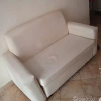 Divano due posti 