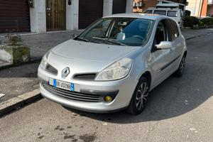 Renault clio 2008