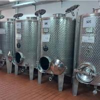 Serbatoi acciaio inox, contenitori cantina