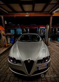 Alfa romeo GT 