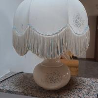 Lampada antica da tavolo in ceramica 