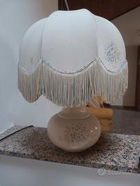 Lampada antica da tavolo in ceramica 
