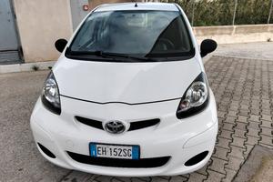 Toyota Aygo 1.0 benzina 