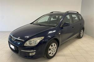 Hyundai i30 CW 1.6 16V 126CV Active Perfetta !