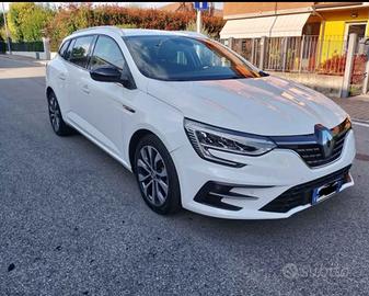 Renault megane sporter 1.5 diesel anno 2024