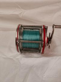 Canna da traina più mulinello per traina di fondo