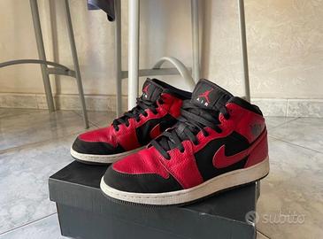 Jordan 1 mid