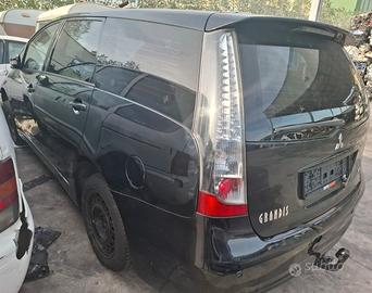 MITSUBISHI GRANDIS per ricambi usati
