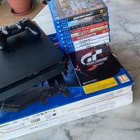 PS4 con joystik e videogiochi