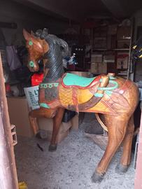 cavallo in legno 