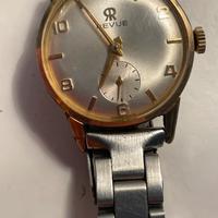 Orologio vintage svizzero Revue