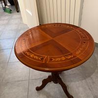 Tavolino rotondo