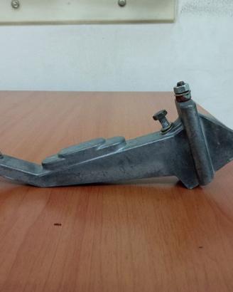 Staffa e Copriruota x ruota scorta Vespa 50 spec.