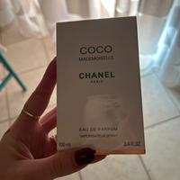 Profomo coco chanel paris